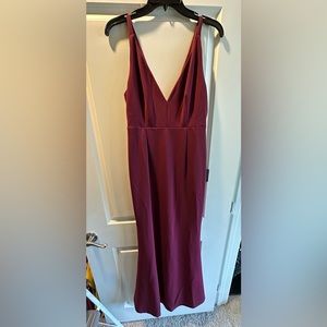 Lulus body con maroon party dress never worn